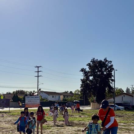Concordia Chinese School students arriving after school in Cerritos, CA