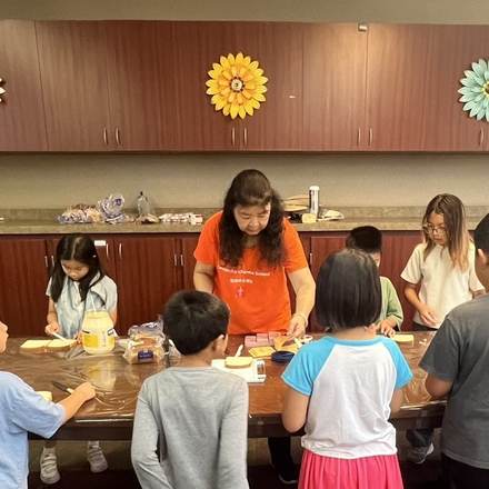 Concordia Chinese School students in cooking and baking class