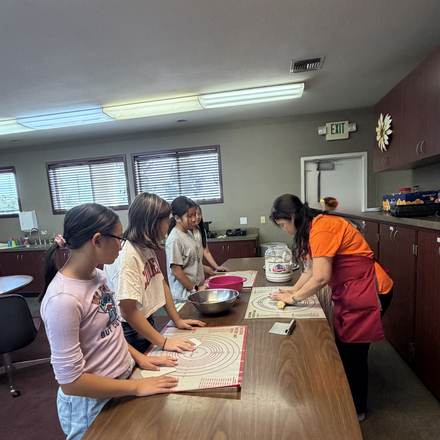 Concordia Chinese School students in cooking and baking class